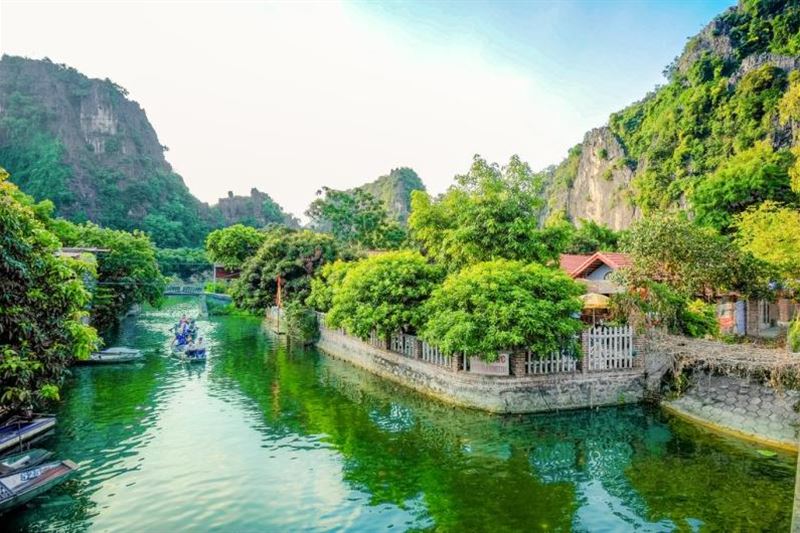 Ninh Binh - Trang An - Bai Đinh - Hoa Lu Ancient capital